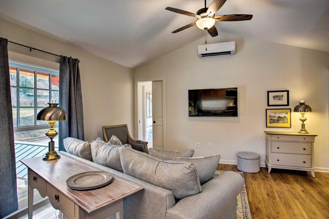 Saluda Main Street Retreat - Central Location! Экстерьер фото